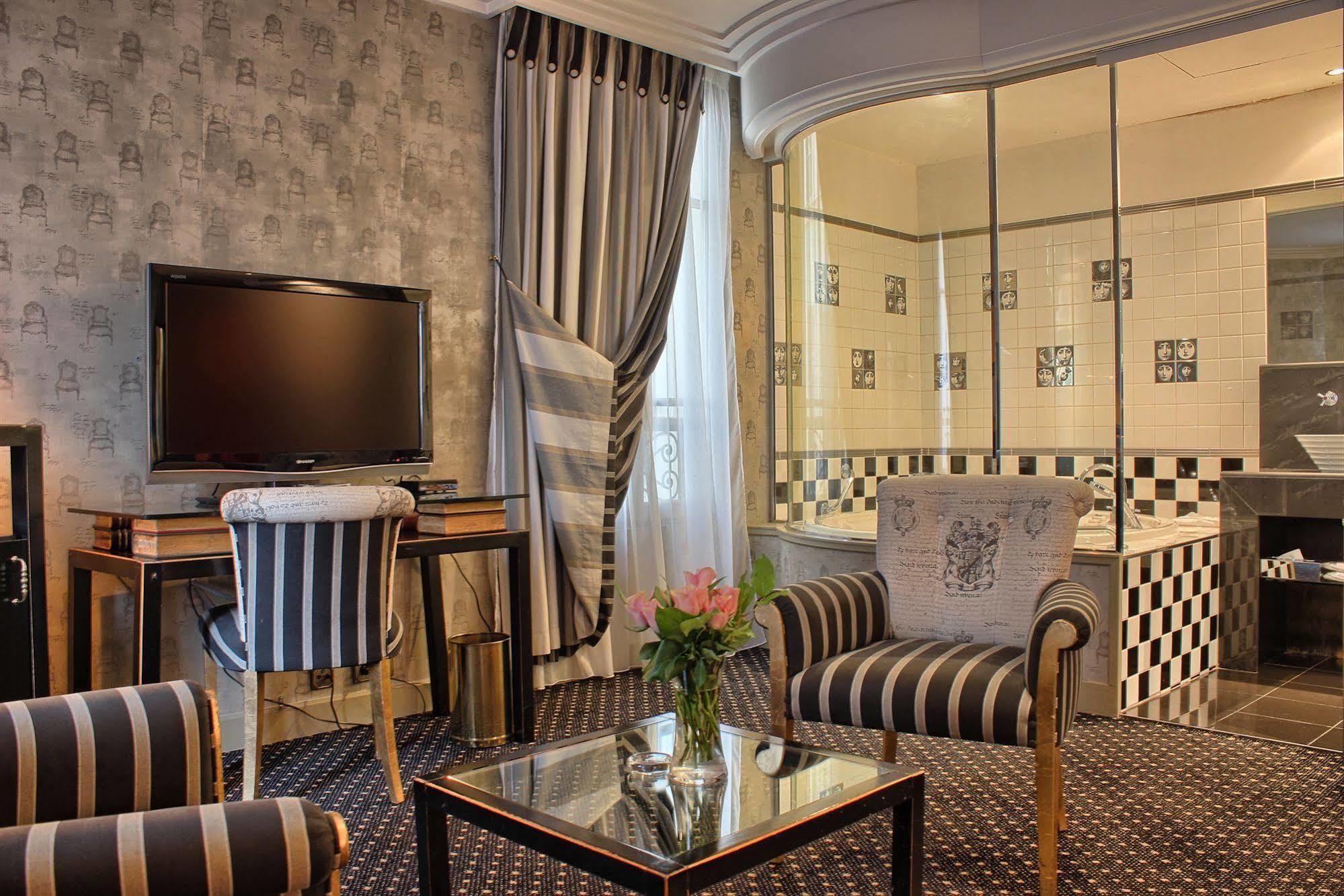 Villa Lutece Port Royal Париж Екстериор снимка